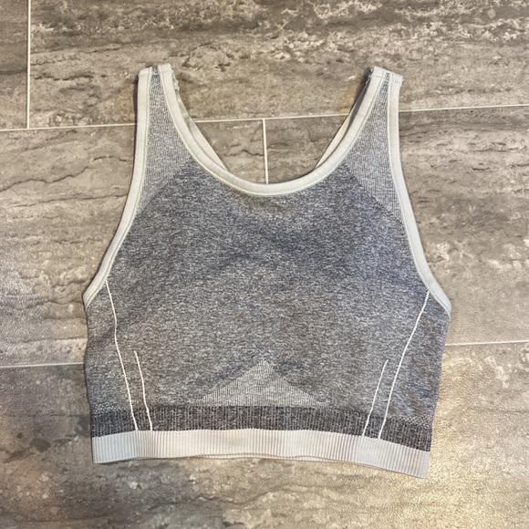 ‼️NWT Spanx Sports Bra and Legging Workout Set! - Picture 2 of 9